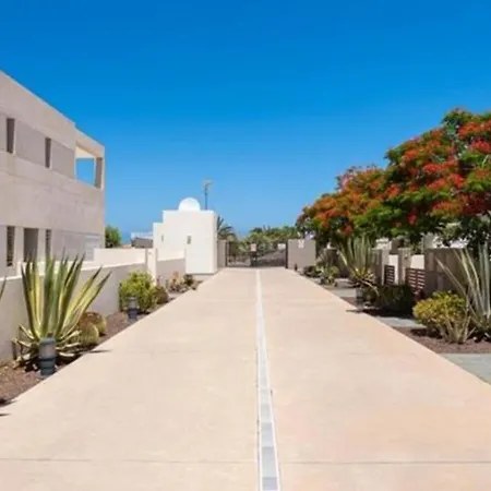 The New & Parking Agaete (Gran Canaria)